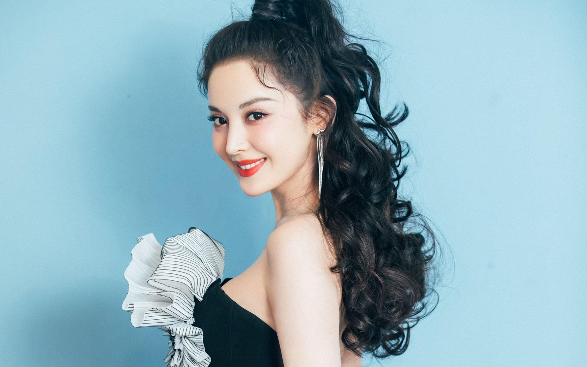 南安普顿迎来赛季首胜，重获信心，南安普顿首发