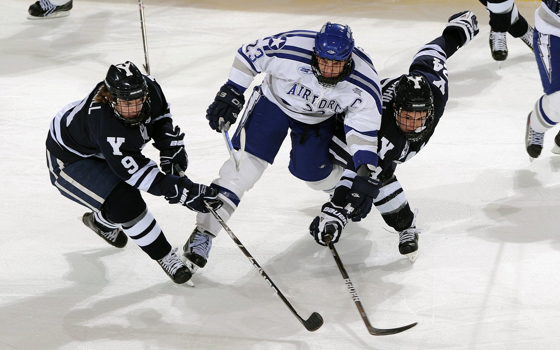 FIFA发文致敬瑞士：平衡、秩序、精准的雪地足球代表，瑞士ds足球